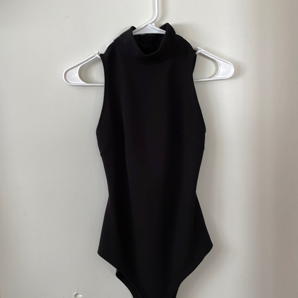 High-neck backless bodysuit!